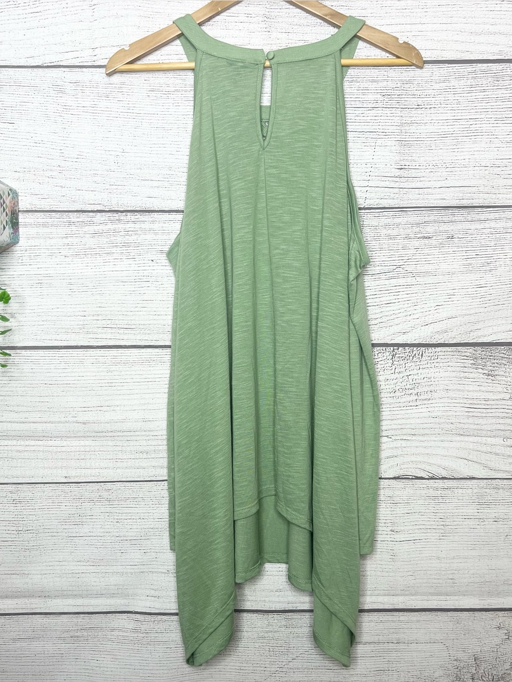 TORRID Green Crochet Neck Cold Shoulder Long Sleeve Sharkbite Hem Top Size 2X - Picture 11 of 16